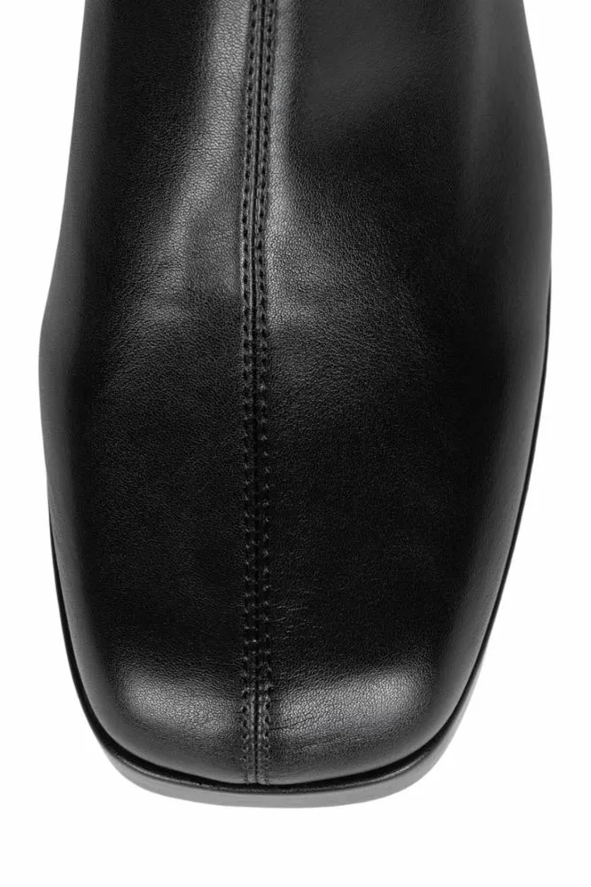 Jeffrey Campbell  Women's Capacity Black M